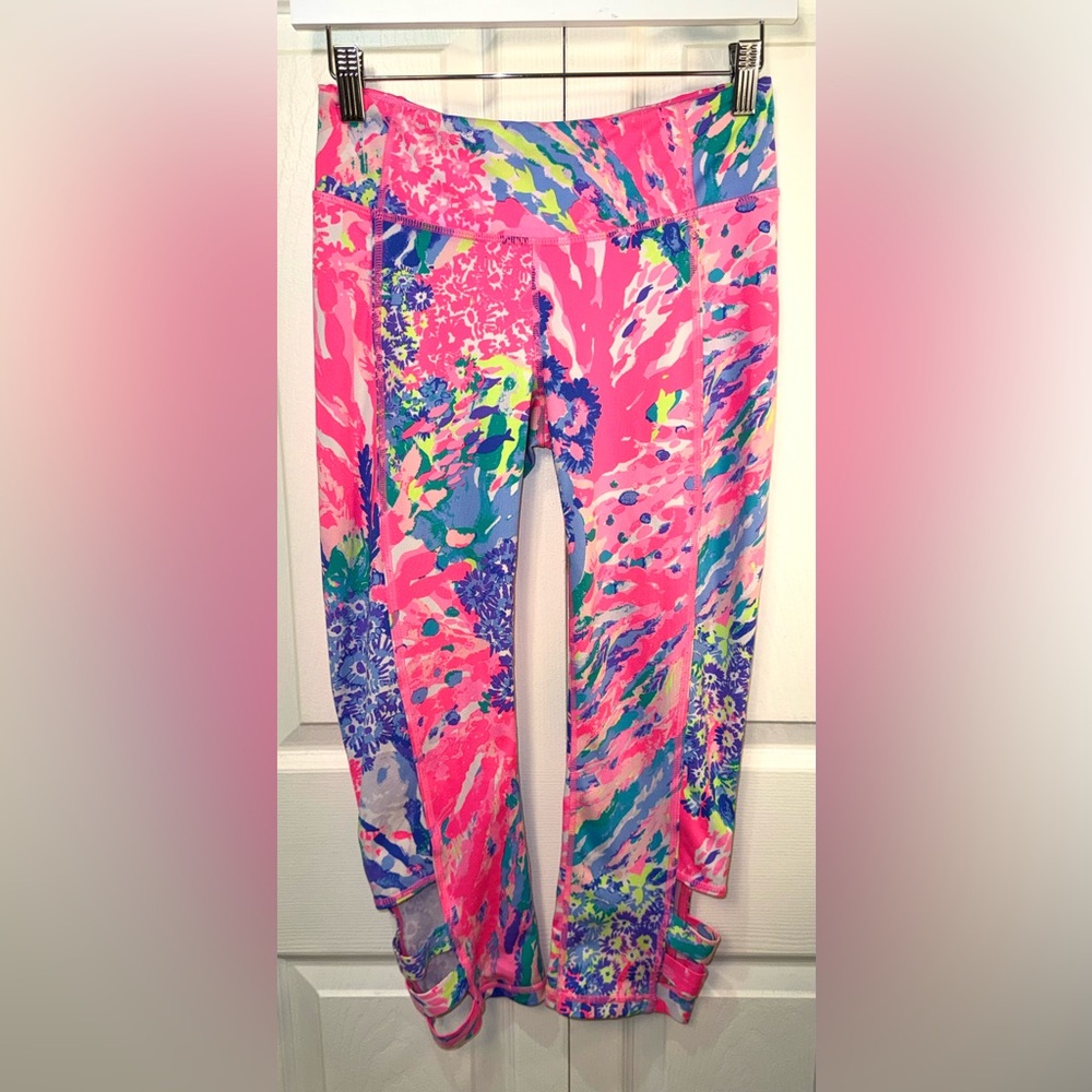 Lilly Pulitzer Luxletic Weekender Crop Leggings Pink Multi Tropical Print Size S